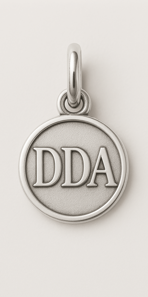 initial pendant